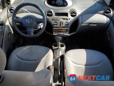 Zdjęcie 8 z 12 samochodu: 2005 TOYOTA ECHO BASE VIN:JTDBT123850387398 - miniatura
