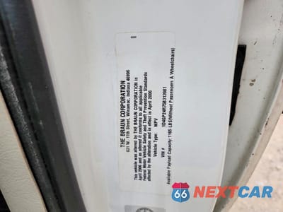 Zdjęcie 13 z 13 samochodu: 2005 DODGE GRAND CARAVAN SE VIN:1D4GP24R75B313981 - miniatura