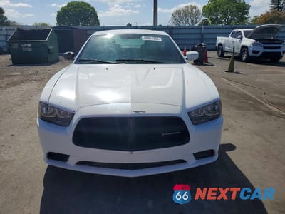 Piąte zdjęcie samochodu w środku: 2012 DODGE CHARGER POLICE VIN:2C3CDXAT5CH172399 - miniatura