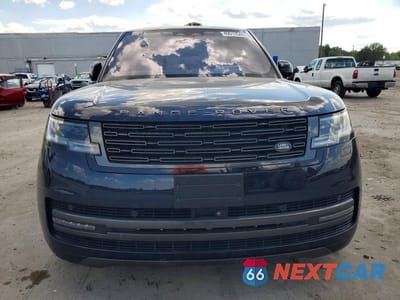 Piąte zdjęcie samochodu w środku: 2023 LAND ROVER RANGE ROVER SE VIN:SALKPBE79PA054089 - miniatura
