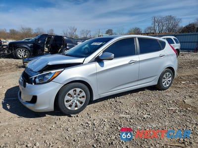 2017 HYUNDAI ACCENT SE KMHCT5AE4HU334883 - główne zdjęcie licytacji z USA - miniatura