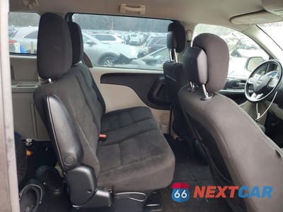 Zdjęcie 11 z 13 samochodu: 2016 DODG GRAND CARAVAN VIN:2C4RDGBGXGR378518 - miniatura