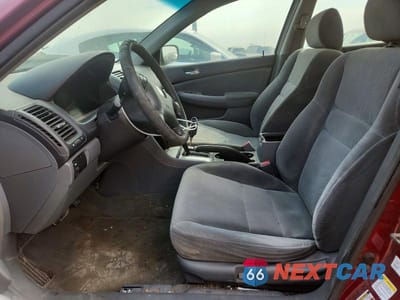 Zdjęcie 7 z 12 samochodu: 2004 HONDA ACCORD EX VIN:1HGCM56614A159492 - miniatura