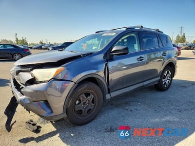 2017 TOYOTA RAV4 LE JTMZFREV2HJ108169 - główne zdjęcie licytacji z USA - miniatura