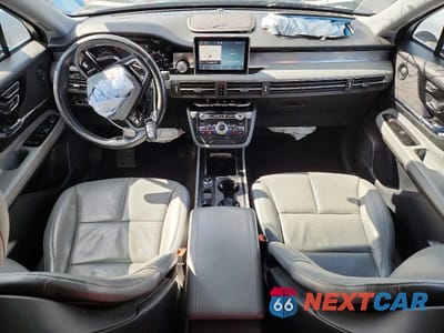 Zdjęcie 8 z 13 samochodu: 2020 LINCOLN CORSAIR RESERVE VIN:5LMCJ2D96LUL10772 - miniatura