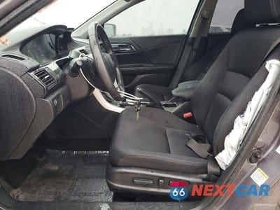 Zdjęcie 7 z 13 samochodu: 2014 HONDA ACCORD SPORT VIN:1HGCR2F58EA300096 - miniatura