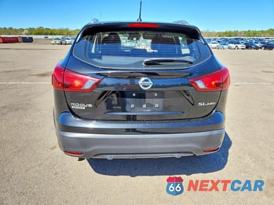 Zdjęcie 6 z 13 samochodu: 2019 NISSAN ROGUE SPORT SL VIN:JN1BJ1CR1KW312529 - miniatura