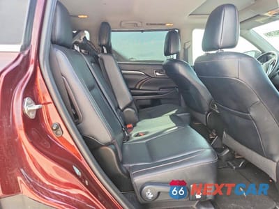Zdjęcie 10 z 12 samochodu: 2019 TOYOTA HIGHLANDER LIMITED VIN:5TDYZRFH5KS313023 - miniatura