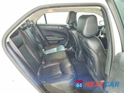Zdjęcie 10 z 13 samochodu: 2022 CHRYSLER 300 TOURING L VIN:2C3CCASG5NH253374 - miniatura