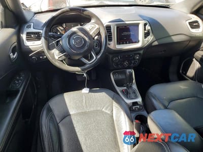Zdjęcie 8 z 13 samochodu: 2021 JEEP COMPASS 80TH EDITION VIN:3C4NJCEB9MT602337 - miniatura