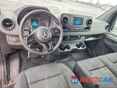 Zdjęcie 8 z 13 samochodu: 2022 MERCEDES BENZ SPRINTER 2500 VIN:W1Y4ECHY8NP434269 - miniatura