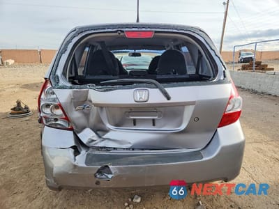 Zdjęcie 6 z 12 samochodu: 2008 HONDA FIT VIN:JHMGD38458S039404 - miniatura
