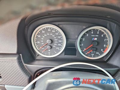 Zdjęcie 9 z 13 samochodu: 2008 BMW M3 VIN:WBSWL93568PL89042 - miniatura