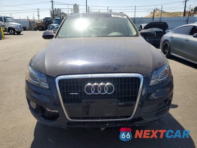 Piąte zdjęcie samochodu w środku: 2010 AUDI Q5 PREMIUM PLUS VIN:WA1LKAFP0AA069942 - miniatura