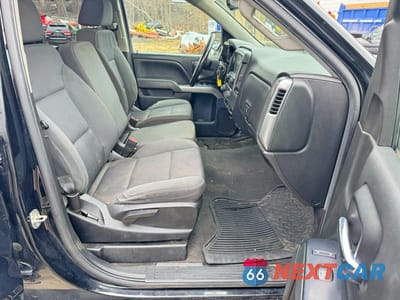 Piąte zdjęcie samochodu w środku: 2019 CHEVROLET SILVERADO LD K1500 LT VIN:2GCVKPEC1K1197103 - miniatura