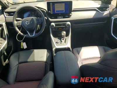 Zdjęcie 8 z 12 samochodu: 2024 TOYOTA RAV4 PRIME XSE VIN:JTMEB3FV9RD210669 - miniatura