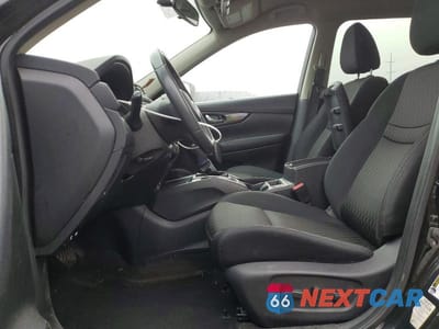 Zdjęcie 7 z 13 samochodu: 2017 NISSAN ROGUE SV VIN:KNMAT2MV9HP575858 - miniatura