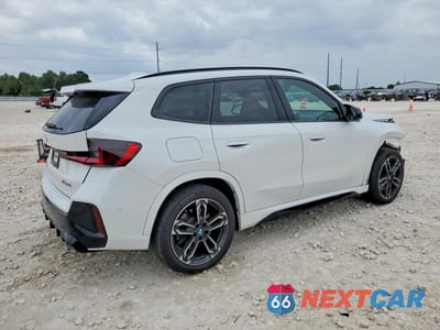 Trzecie zdjęcie samochodu z tyłu: 2024 BMW X1 M35I VIN:WBX13EF00R5Y39018 - miniatura