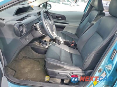 Zdjęcie 7 z 12 samochodu: 2014 TOYOTA PRIUS C FOUR VIN:JTDKDTB38E1067338 - miniatura