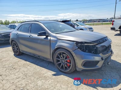 Czwarte zdjęcie samochodu z boku: 2017 MERCEDES-BENZ GLA 45 AMG VIN:WDDTG5CB5HJ350934 - miniatura