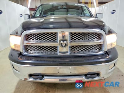 Piąte zdjęcie samochodu w środku: 2010 DODGE RAM 1500 VIN:1D7RV1CT3AS159837 - miniatura