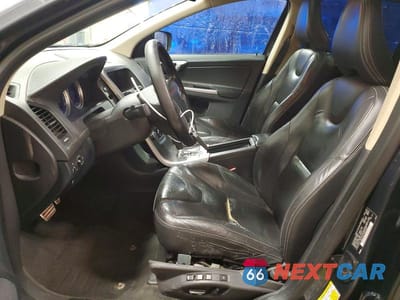 Zdjęcie 7 z 13 samochodu: 2011 VOLVO XC60 3.2 VIN:YV4952DZ7B2196553 - miniatura