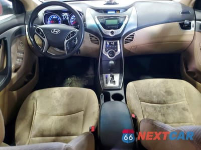 Zdjęcie 8 z 13 samochodu: 2012 HYUNDAI ELANTRA GLS VIN:KMHDH4AE8CU372996 - miniatura