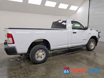 Trzecie zdjęcie samochodu z tyłu: 2022 RAM 2500 TRADESMAN VIN:3C6MR5AJ8NG308636 - miniatura