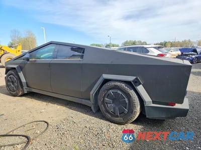 Drugie zdjęcie samochodu z przodu: 2024 TESLA CYBERTRUCK VIN:7G2CEHED1RA001322 - miniatura
