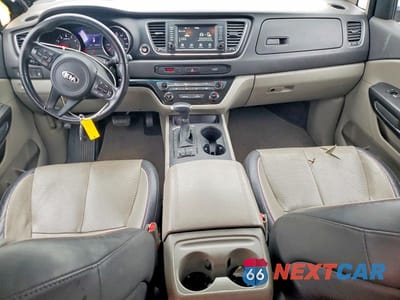 Zdjęcie 8 z 12 samochodu: 2017 KIA SEDONA LX VIN:KNDMB5C12H6326095 - miniatura