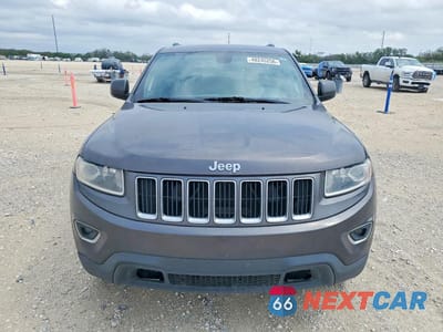 Piąte zdjęcie samochodu w środku: 2014 JEEP GRAND CHEROKEE LAREDO VIN:1C4RJFAG4EC210464 - miniatura
