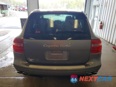 Zdjęcie 6 z 13 samochodu: 2008 PORSCHE CAYENNE TURBO VIN:WP1AC29P58LA90312 - miniatura