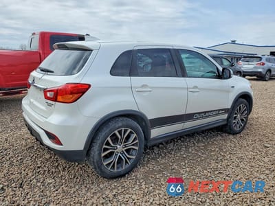 Trzecie zdjęcie samochodu z tyłu: 2019 MITSUBISHI OUTLANDER SPORT ES VIN:JA4AR3AU3KU005048 - miniatura