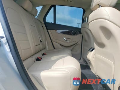 Zdjęcie 11 z 13 samochodu: 2020 MERCEDES-BENZ GLC 300 VIN:WDC0G8DB8LF727338 - miniatura