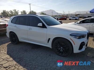 Czwarte zdjęcie samochodu z boku: 2022 BMW X5 SDRIVE 40I VIN:5UXCR4C06N9L99553 - miniatura
