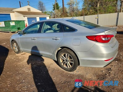 Drugie zdjęcie samochodu z przodu: 2017 HYUNDAI SONATA BASE VIN:5NPE24AF3HH566775 - miniatura
