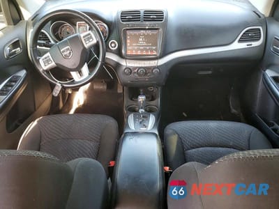 Zdjęcie 8 z 12 samochodu: 2019 DODGE JOURNEY SE VIN:3C4PDCBB5KT773765 - miniatura