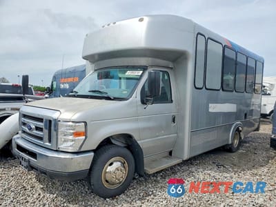 Drugie zdjęcie samochodu z przodu: 2019 FORD E350 SHUTTLE BUS VIN:1FDEE3FS5KDC35731 - miniatura
