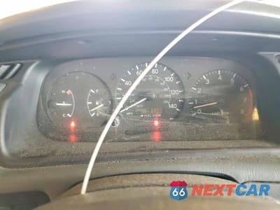 Zdjęcie 9 z 12 samochodu: 2000 TOYOTA CAMRY CE VIN:4T1BG22K7YU965470 - miniatura