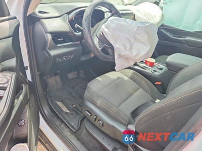 Zdjęcie 8 z 13 samochodu: 2019 CHEVROLET TRAVERSE LT VIN:1GNEVGKW4KJ124634 - miniatura