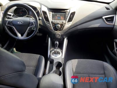 Zdjęcie 8 z 12 samochodu: 2014 HYUNDAI VELOSTER BASE VIN:KMHTC6AD8EU217123 - miniatura
