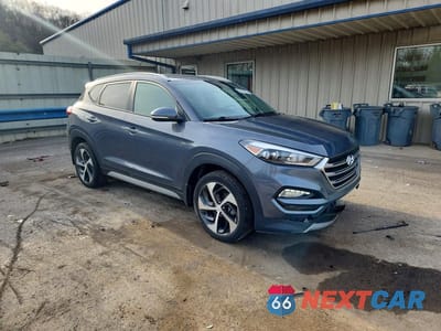 Czwarte zdjęcie samochodu z boku: 2018 HYUNDAI TUCSON LIMITED VIN:KM8J3CA21JU820770 - miniatura