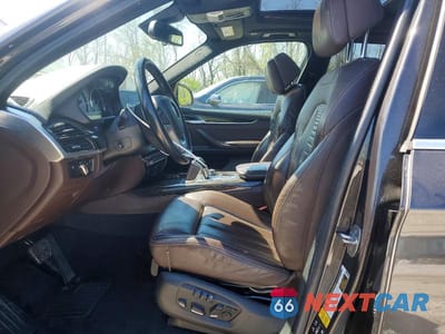 Zdjęcie 7 z 13 samochodu: 2017 BMW X5 XDRIVE35I VIN:5UXKR0C34H0V70159 - miniatura