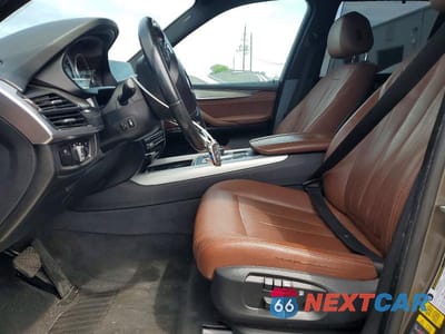 Zdjęcie 7 z 13 samochodu: 2017 BMW X5 XDR40E VIN:5UXKT0C39H0V95513 - miniatura