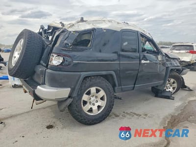 Trzecie zdjęcie samochodu z tyłu: 2007 TOYOTA FJ CRUISER BASE VIN:JTEBU11F570057354 - miniatura