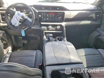 Zdjęcie 8 z 12 samochodu: 2026 GMC SIERRA K1500 AT4X VIN:3GTUUFE81TG116363 - miniatura