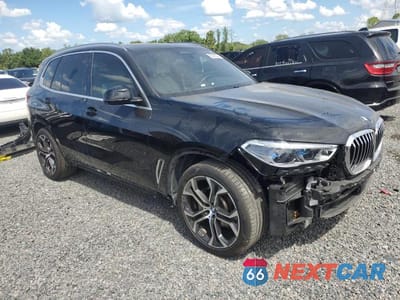 Czwarte zdjęcie samochodu z boku: 2021 BMW X5 SDRIVE 40I VIN:5UXCR4C04M9E91973 - miniatura