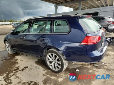 Drugie zdjęcie samochodu z przodu: 2017 VOLKSWAGEN GOLF ALLTRACK S VIN:3VWH17AU1HM541512 - miniatura