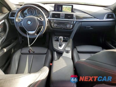 Zdjęcie 8 z 12 samochodu: 2018 BMW 330 I VIN:WBA8B9C59JEE82013 - miniatura