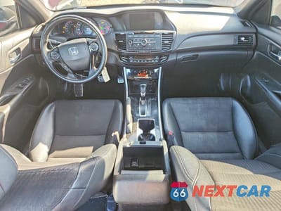 Zdjęcie 8 z 12 samochodu: 2017 HONDA ACCORD SPORT VIN:1HGCR2F54HA272706 - miniatura